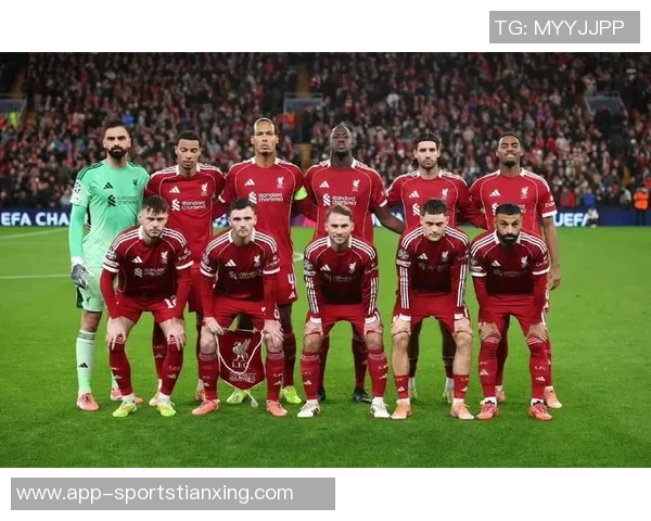 科纳特社媒分享与赫拉芬贝赫合照庆祝结束四连败重回胜利轨道