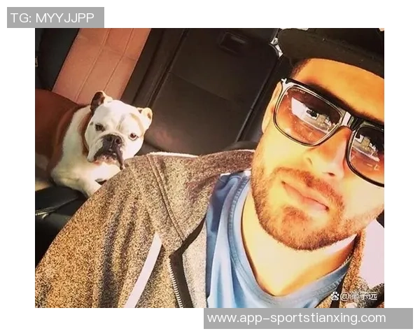 克莱女友晒拉布布穿球衣秀恩爱引发网友热议与羡慕