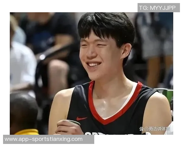 老将风采再现霍勒迪与杨瀚森联手绝杀克林根精彩瞬间回顾 老将风采再现霍勒迪与杨瀚森联手绝杀克林根精彩瞬间回顾